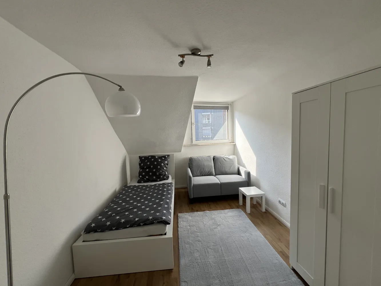 2 Zimmer Wohnung mit 50 m² in Oberhausen – Bild 1