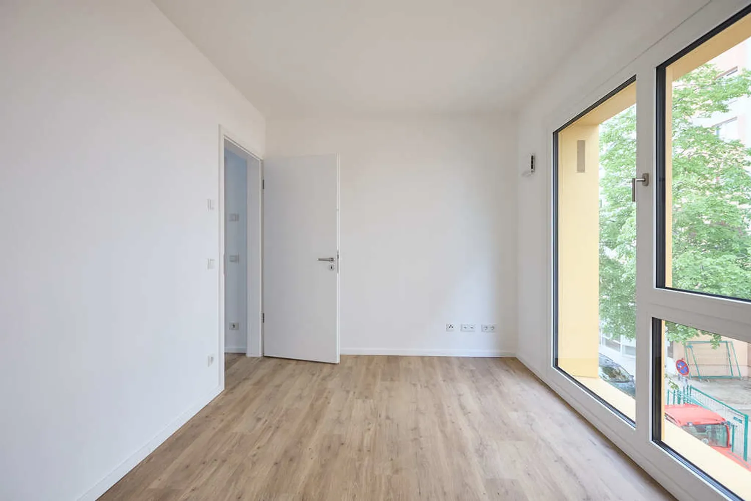 4 Zimmer Wohnung mit 96 m² in Berlin – Bild 3