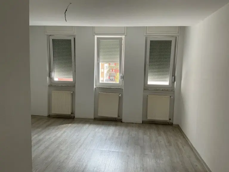 4 Zimmer Wohnung mit 94 m² in Worms – Bild 1