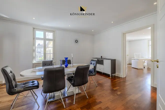 5 Zimmer Wohnung mit 130 m² in Stuttgart – Bild 1