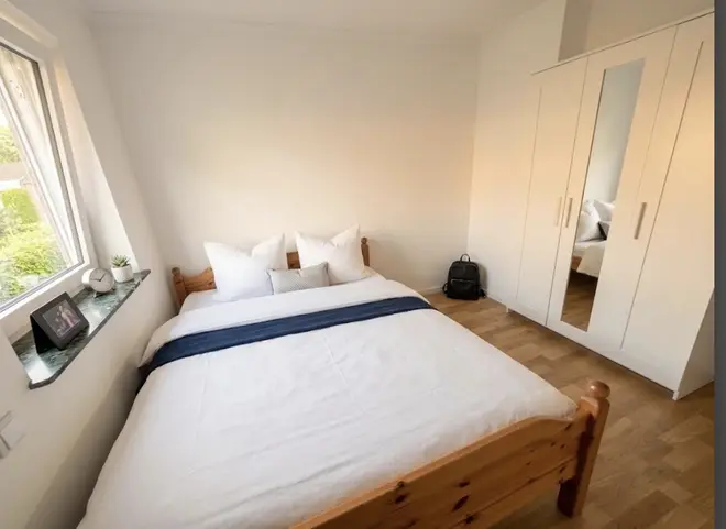 3 Zimmer Haus mit 16 m² in Hamburg – Bild 1