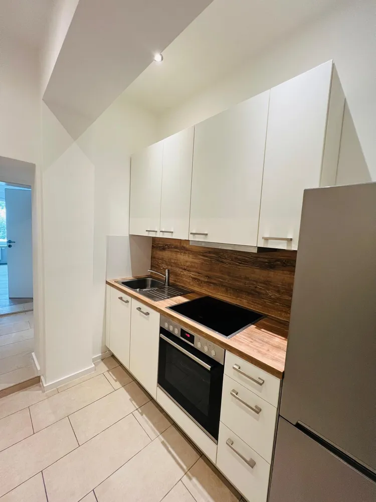 5 Zimmer Wohnung mit 130 m² in Baden-Baden – Bild 2