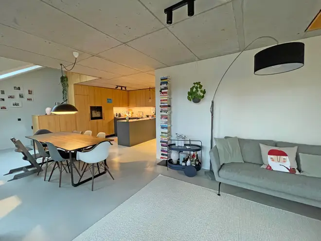 6 Zimmer Wohnung mit 151 m² in Freiburg im Breisgau – Bild 1