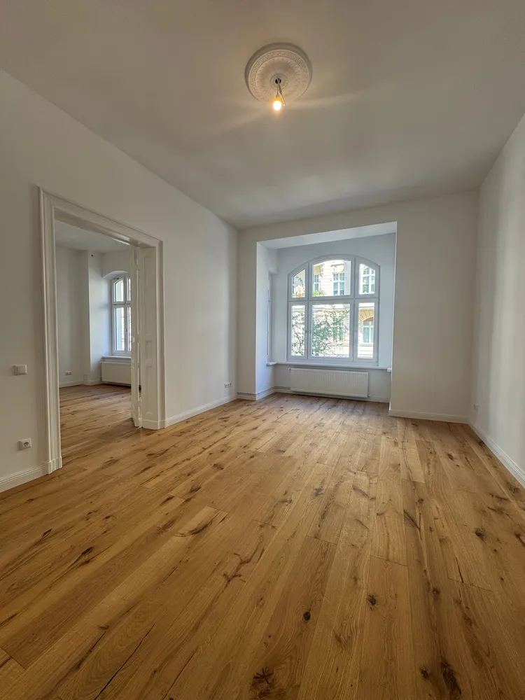 2 Zimmer Wohnung mit 82 m² in Berlin – Bild 2