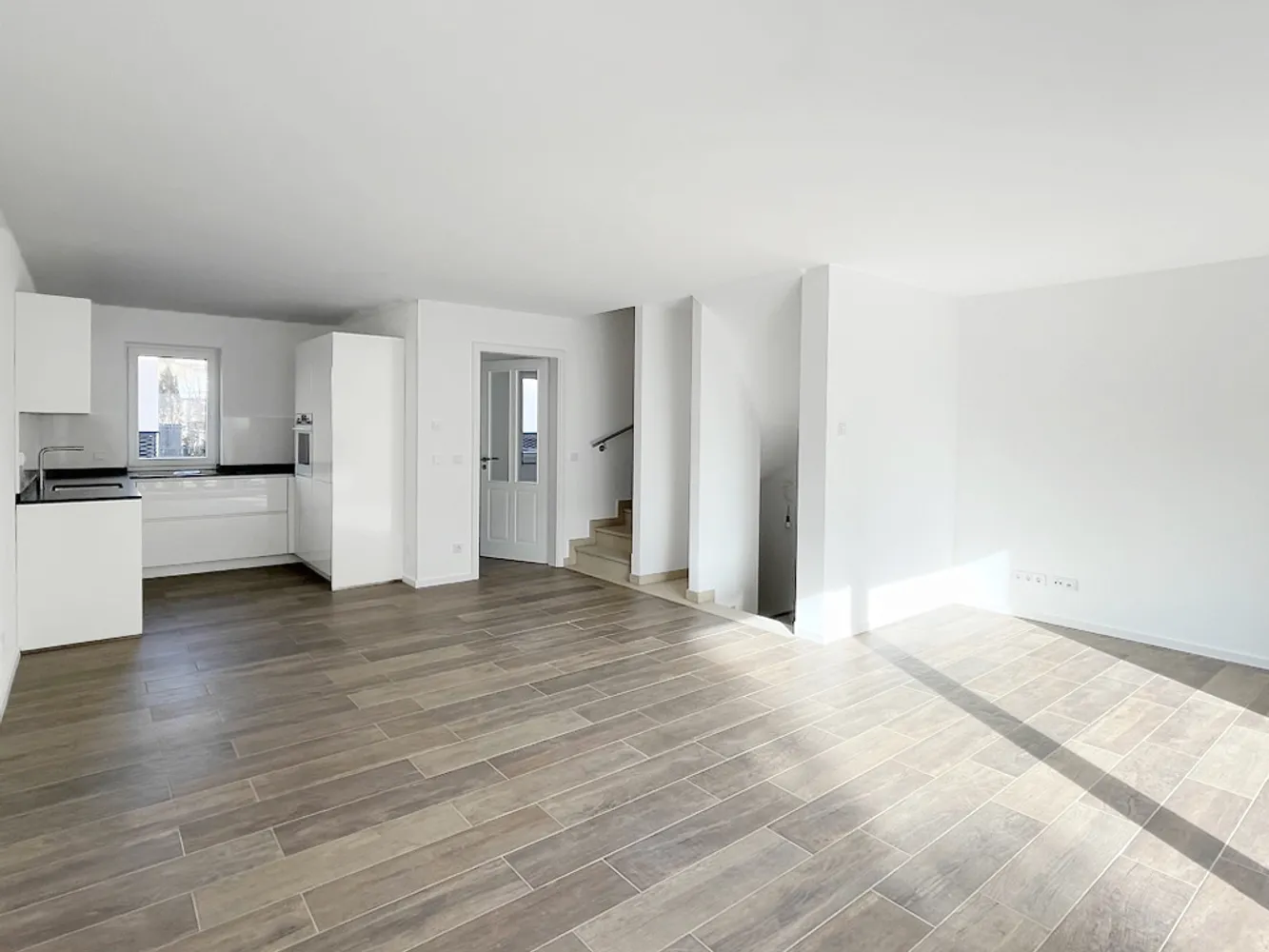 5 Zimmer Haus mit 135 m² in München – Bild 1