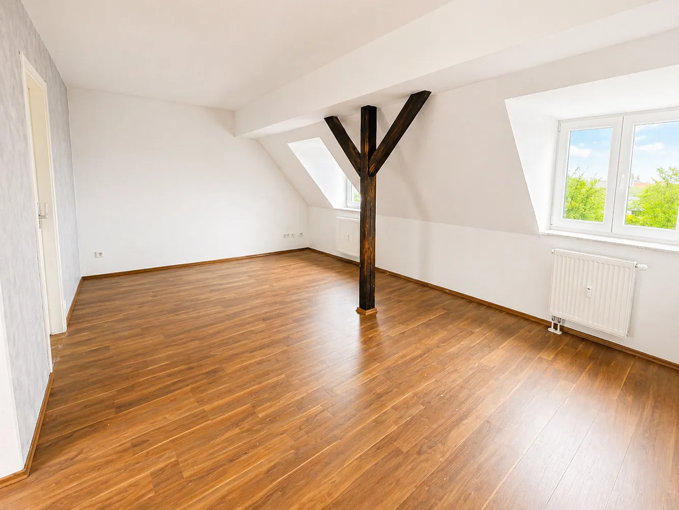 4 Zimmer Wohnung mit 84 m² in Merseburg – Bild 2