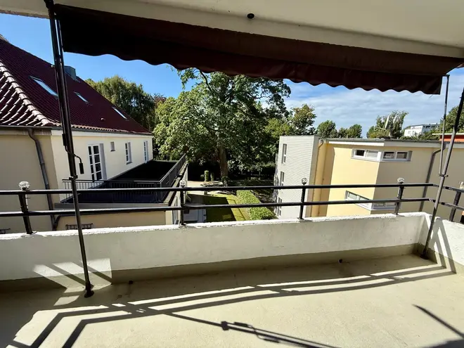 5 Zimmer Wohnung mit 103 m² in Lübeck – Bild 1