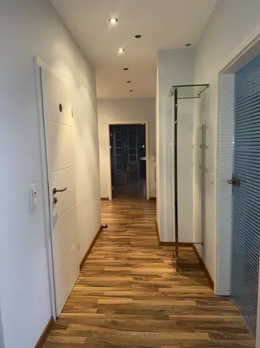 3 Zimmer Wohnung mit 90 m² in Saarbrücken – Bild 2