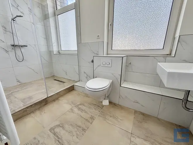 4 Zimmer Wohnung mit 125 m² in Kiel – Bild 1