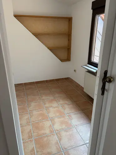 3 Zimmer Wohnung mit 45 m² in Saarbrücken – Bild 2
