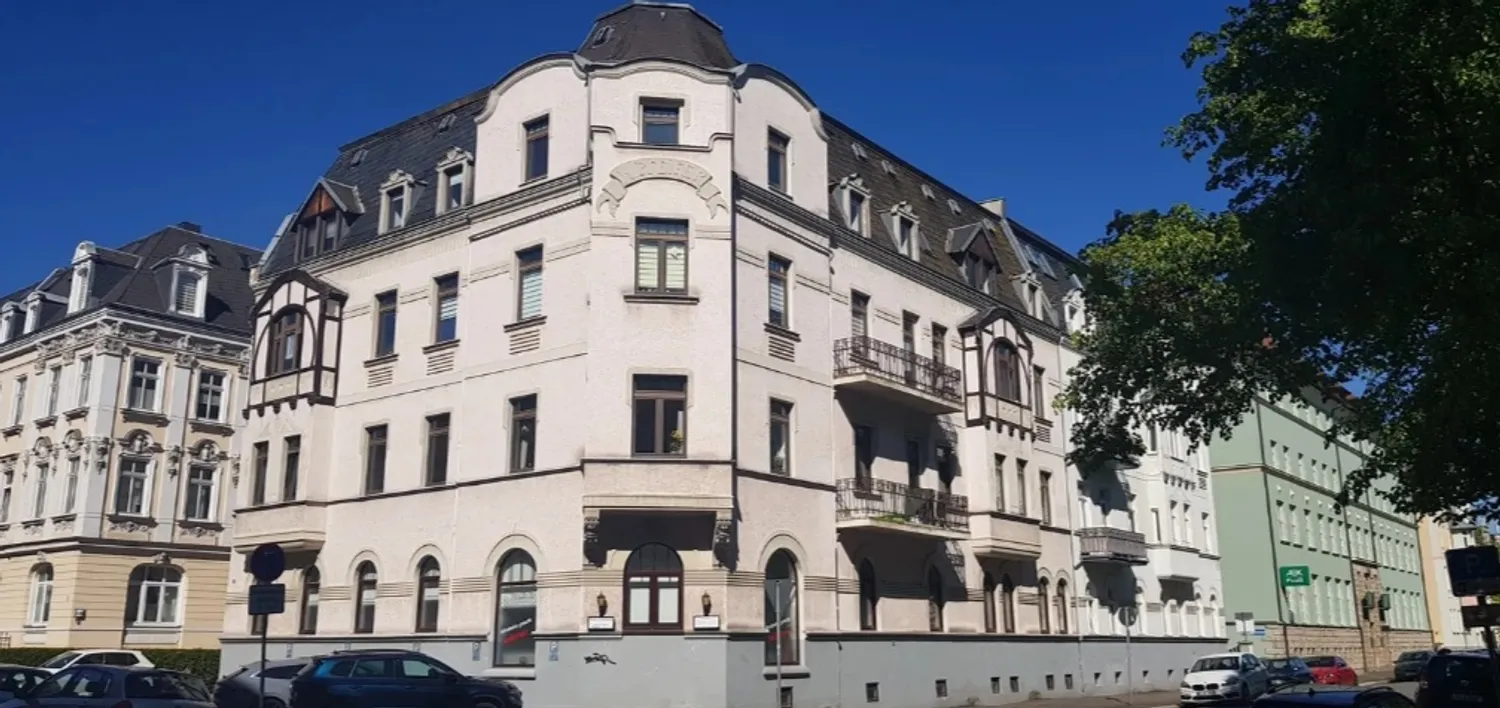 5 Zimmer Wohnung mit 155 m² in Zwickau – Bild 1