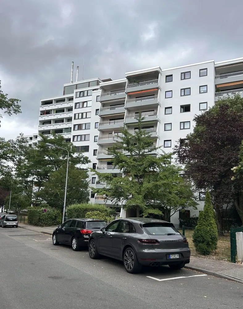 2 Zimmer Wohnung mit 75 m² in Frankfurt am Main – Bild 1