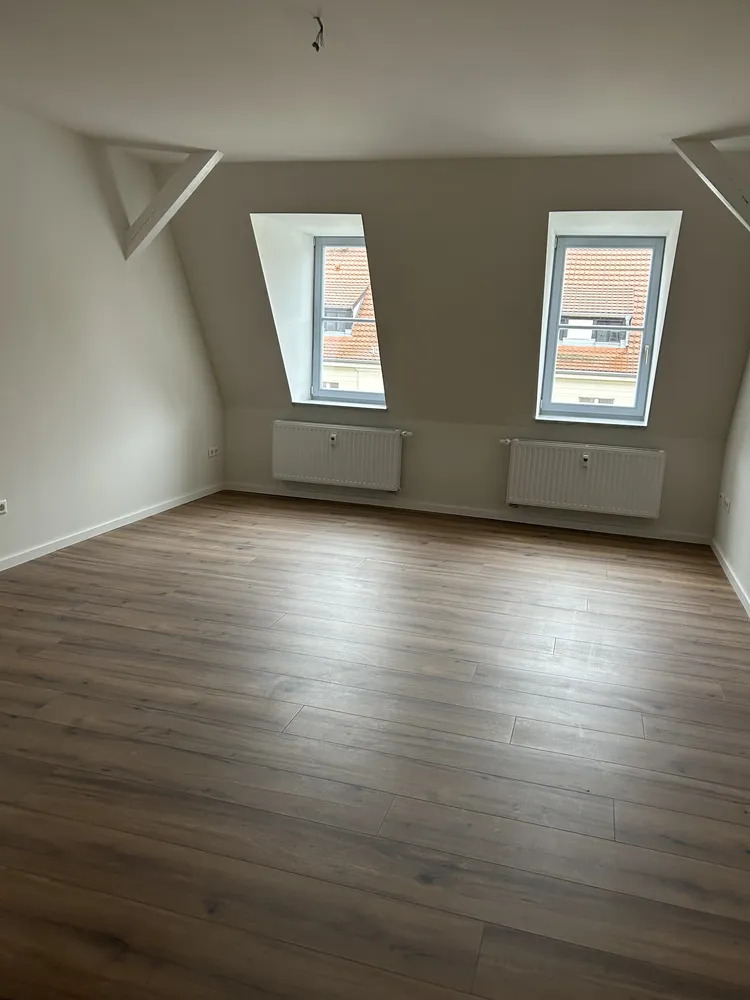2 Zimmer Wohnung mit 74 m² in Görlitz – Bild 1