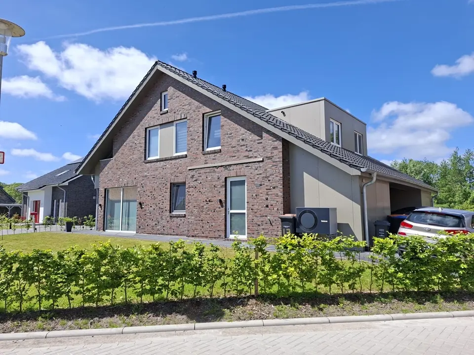 4 Zimmer Haus mit 131 m² in Emden – Bild 1