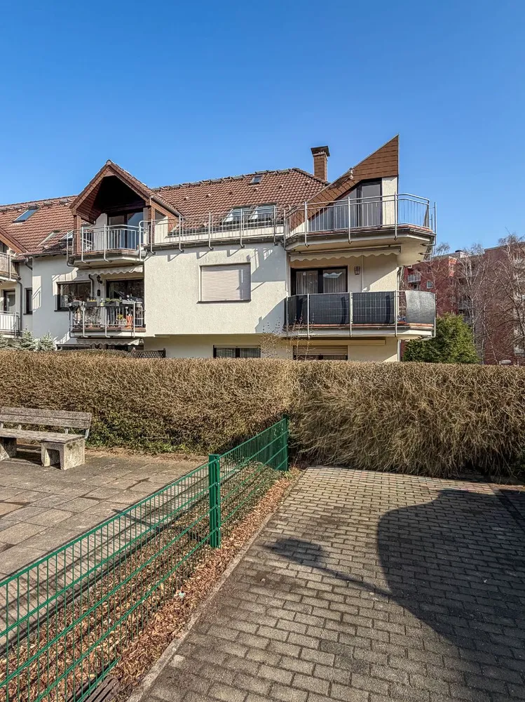 4 Zimmer Wohnung mit 117 m² in Wuppertal – Bild 1