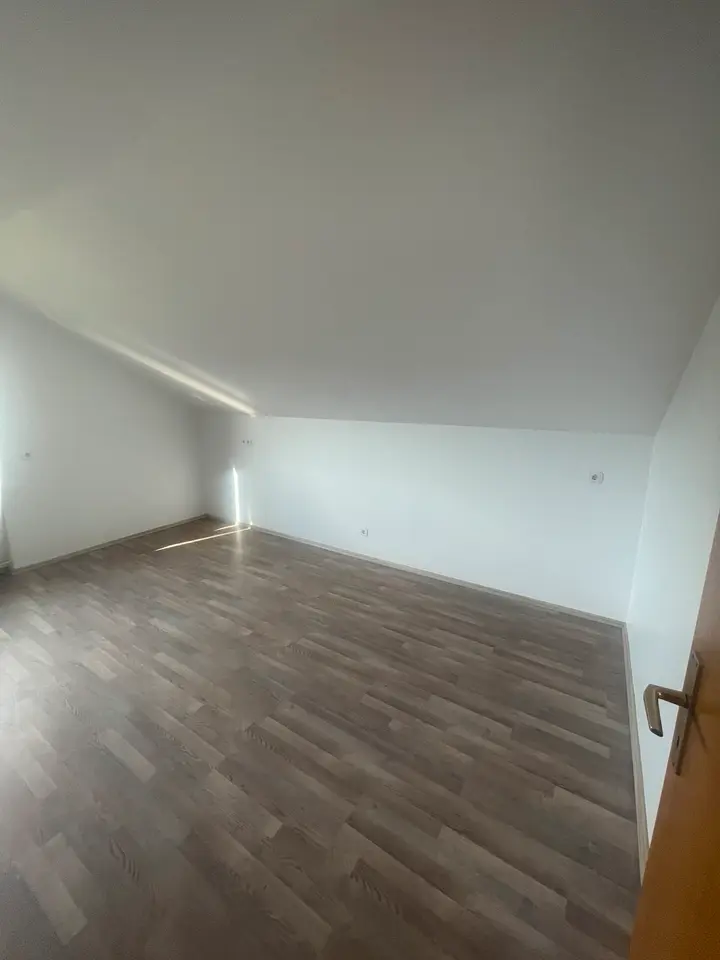 3 Zimmer Wohnung mit 86 m² in Rastatt – Bild 2