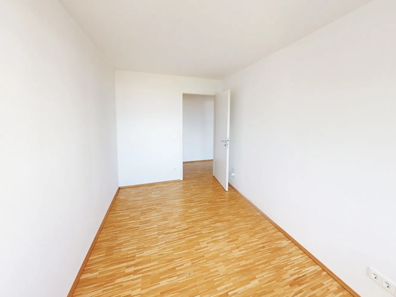 4 Zimmer Wohnung mit 100 m² in Böblingen – Bild 3
