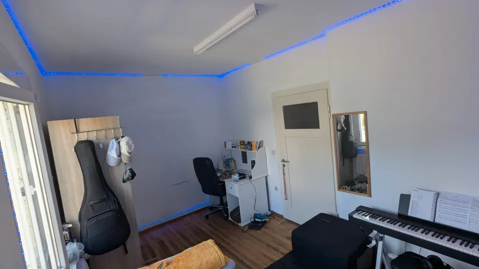 WG-Zimmer mit 220 m² in Pforzheim – Bild 2