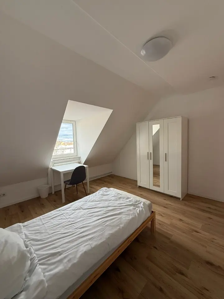 2 Zimmer Wohnung mit 16 m² in Erfurt – Bild 3