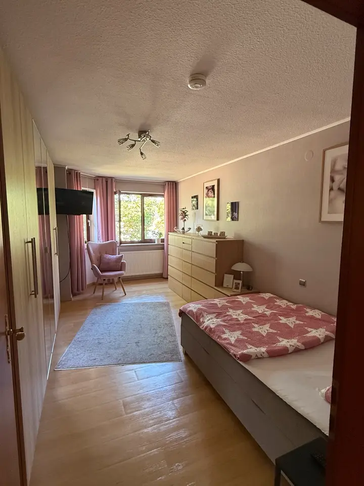 5 Zimmer Wohnung mit 95 m² in Würzburg – Bild 1