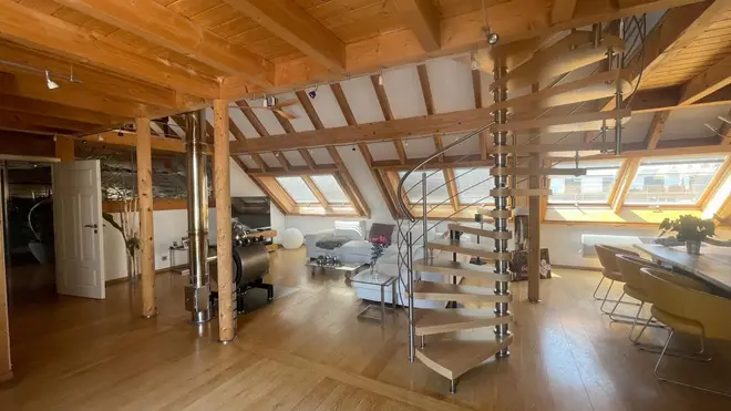 2 Zimmer Wohnung mit 150 m² in Karlsruhe – Bild 2