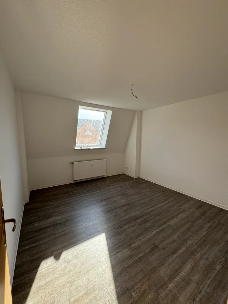 5 Zimmer Wohnung mit 105 m² in Merseburg – Bild 3