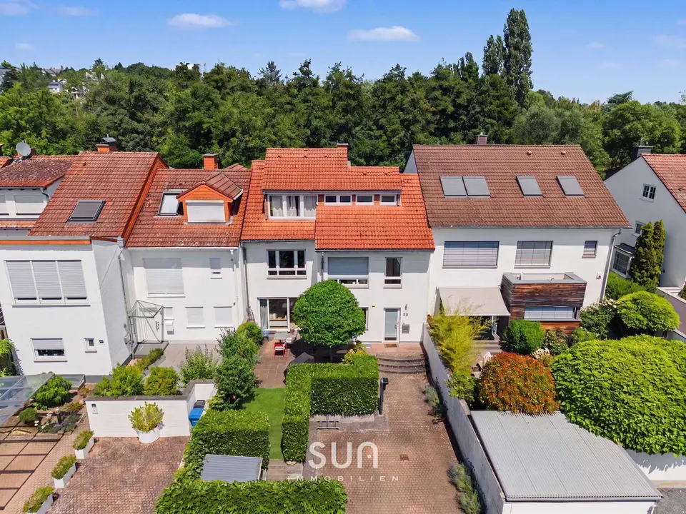 5 Zimmer Haus mit 204 m² in Oberursel – Bild 3