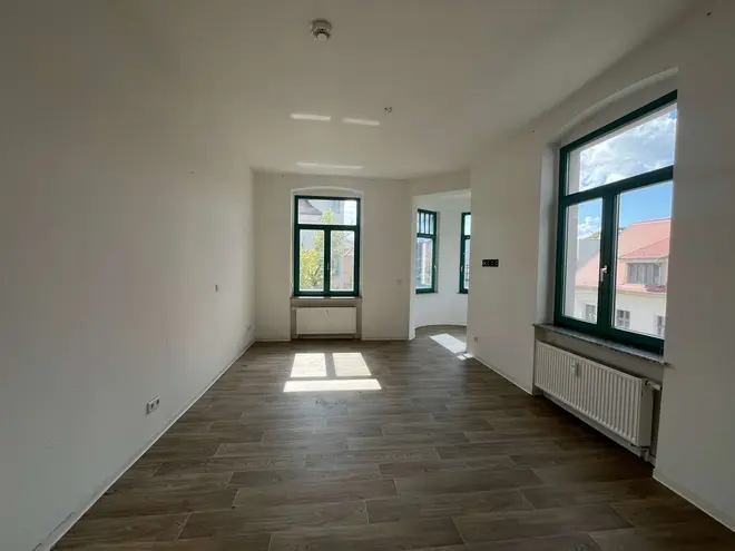2 Zimmer Wohnung mit 75 m² in Halle (Saale) – Bild 2