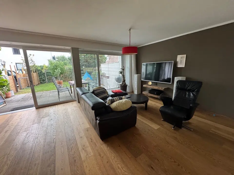 5 Zimmer Haus mit 150 m² in Augsburg – Bild 1