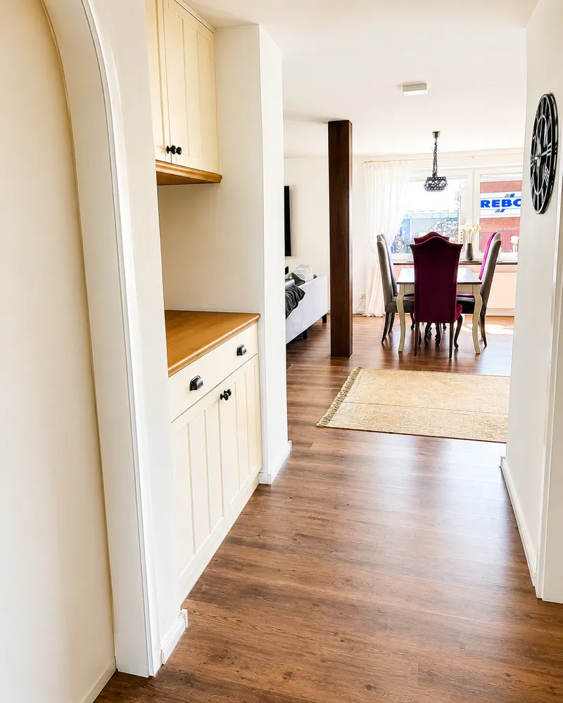 6 Zimmer Wohnung mit 200 m² in Lübeck – Bild 1