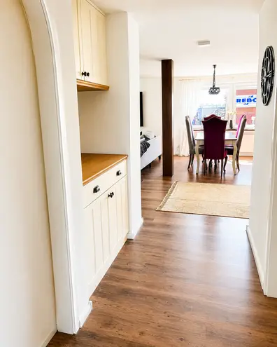 6 Zimmer Wohnung mit 200 m² in Lübeck – Bild 1
