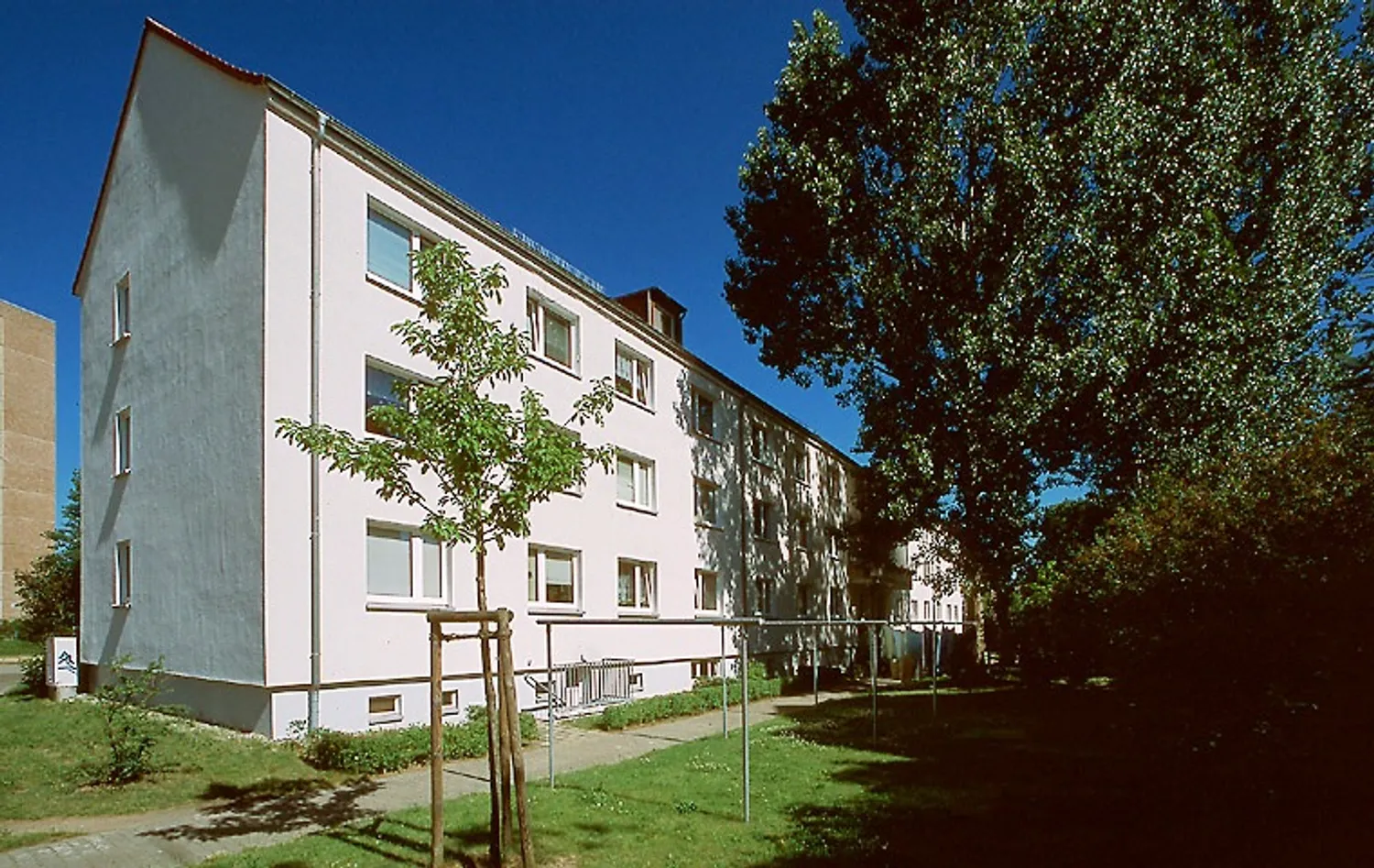 3 Zimmer Wohnung mit 66 m² in Neubrandenburg – Bild 2