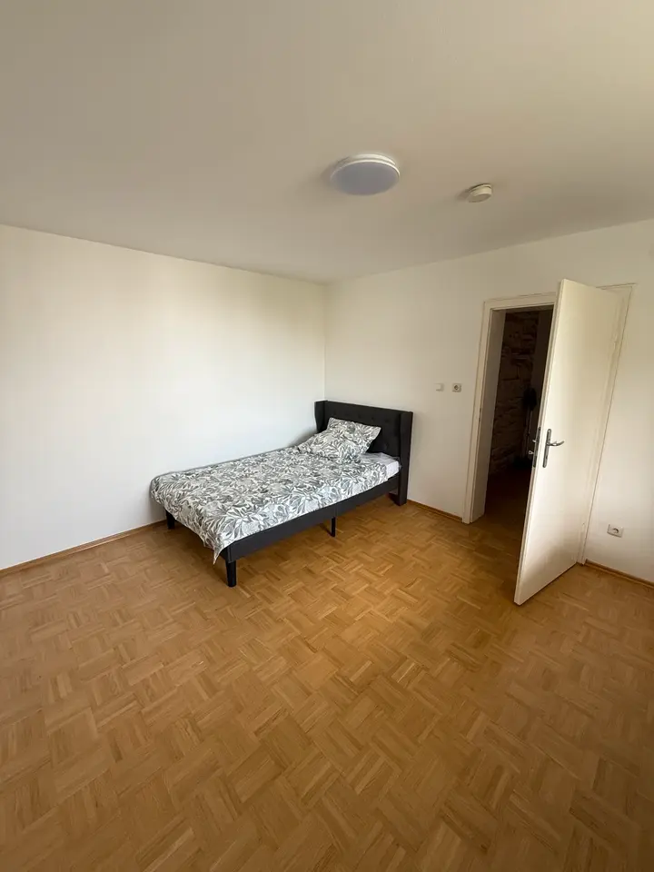 WG-Zimmer mit 111 m² in Freising – Bild 9