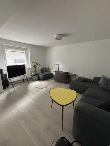 4 Zimmer Haus mit 100 m² in Frankfurt am Main – Bild 3