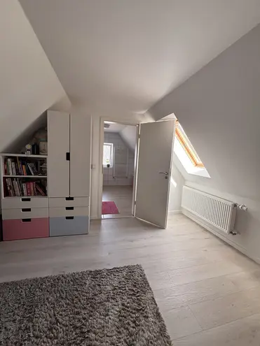 4 Zimmer Haus mit 100 m² in Frankfurt am Main – Bild 7