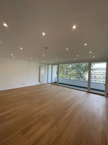 4 Zimmer Wohnung mit 144 m² in Düsseldorf – Bild 1
