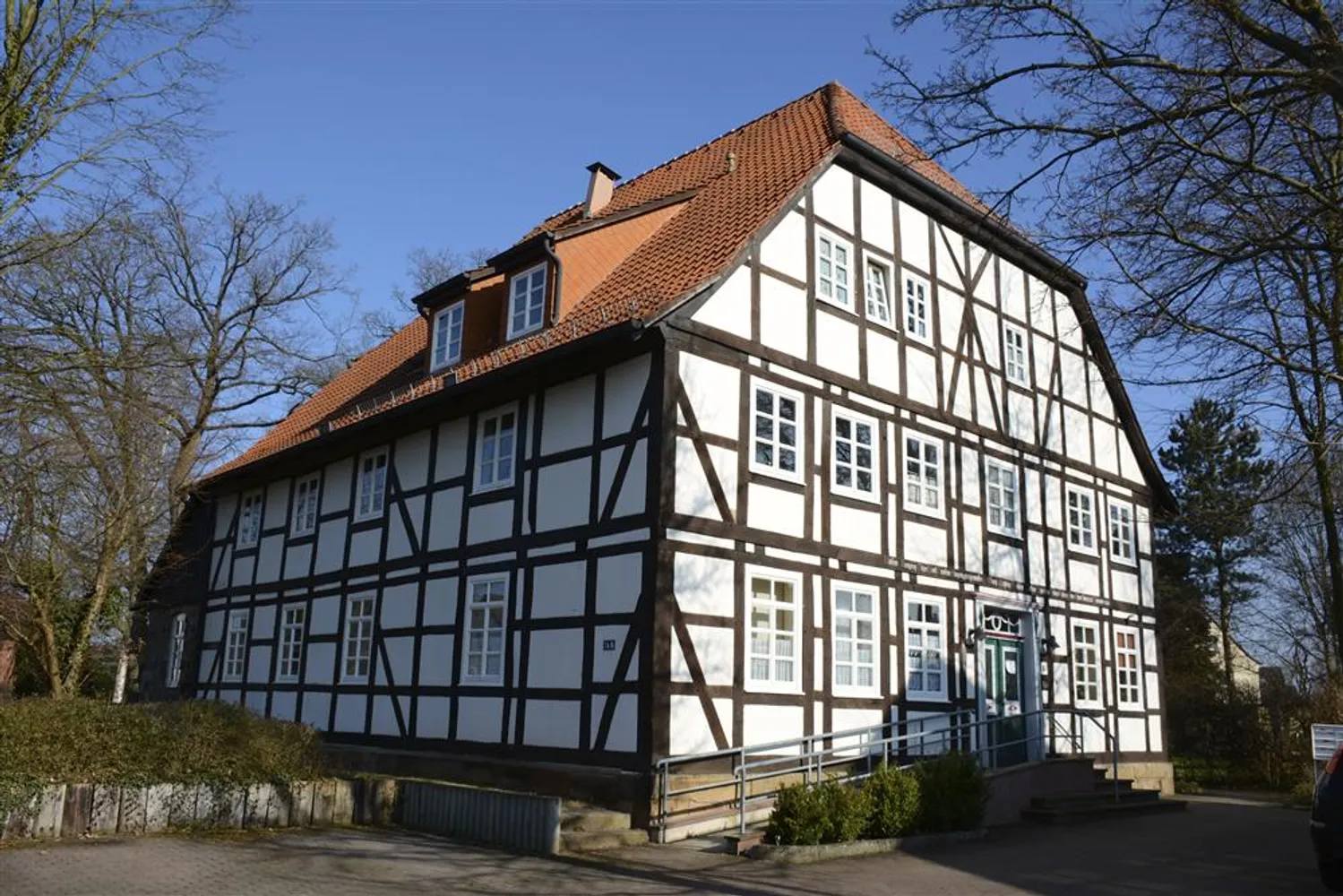 3 Zimmer Wohnung mit 76 m² in Hameln – Bild 1