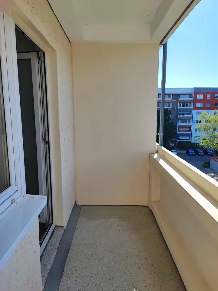 3 Zimmer Wohnung mit 63 m² in Neubrandenburg – Bild 4