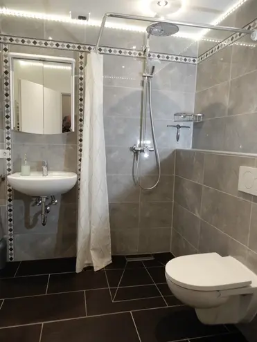 7 Zimmer Haus mit 150 m² in München – Bild 10