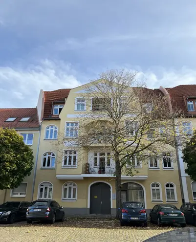 4 Zimmer Wohnung mit 93 m² in Magdeburg – Bild 1
