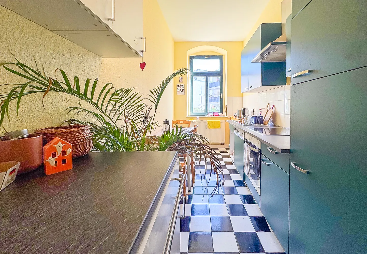 3 Zimmer Wohnung mit 81 m² in Dresden – Bild 2