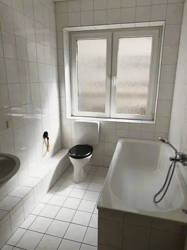 2 Zimmer Wohnung mit 67 m² in Oberhausen – Bild 2