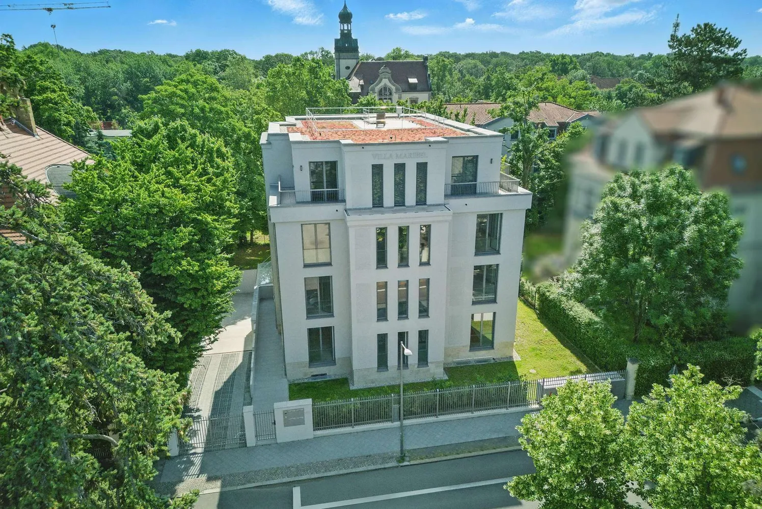 5 Zimmer Wohnung mit 206 m² in Leipzig – Bild 2