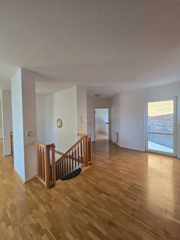 2 Zimmer Wohnung mit 129 m² in Erfurt – Bild 5