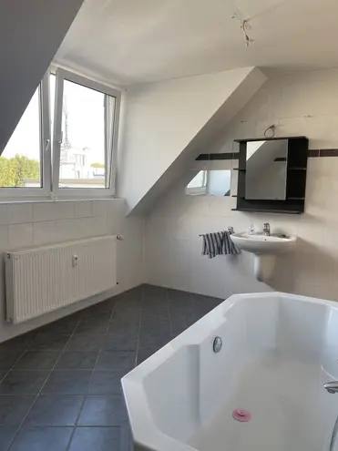 3 Zimmer Wohnung mit 83 m² in Essen – Bild 3