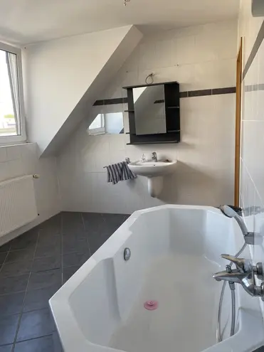 3 Zimmer Wohnung mit 83 m² in Essen – Bild 4