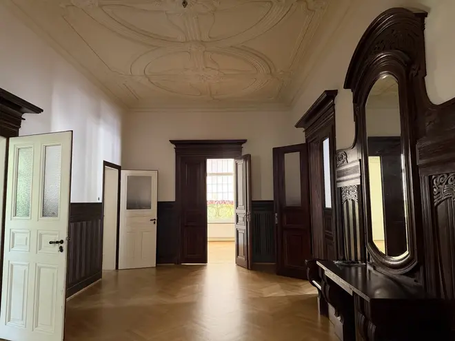 6 Zimmer Wohnung mit 260 m² in Leipzig – Bild 5