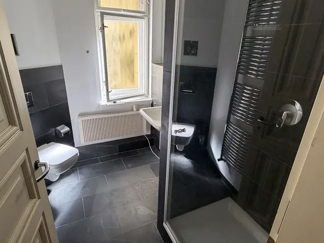 6 Zimmer Wohnung mit 260 m² in Leipzig – Bild 10