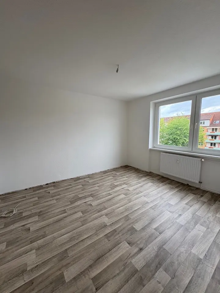 3 Zimmer Wohnung mit 53 m² in Neubrandenburg – Bild 2