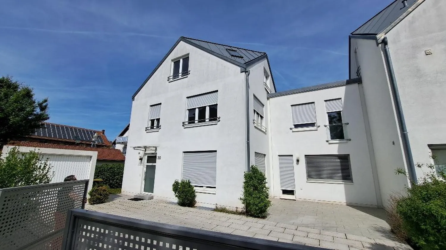 5 Zimmer Haus mit 206 m² in Aschaffenburg – Bild 1